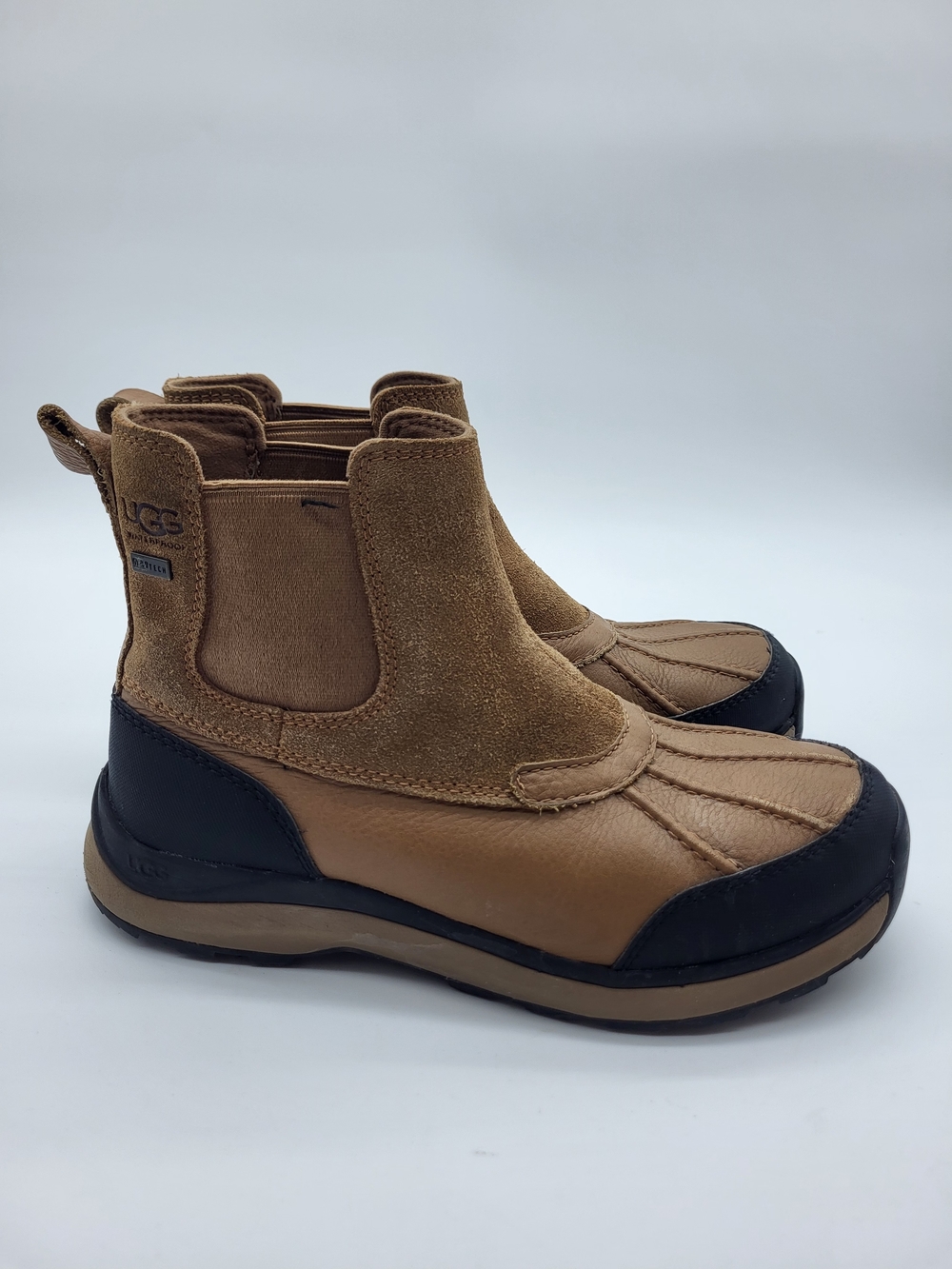 UGG Adirondack lll Tan Suede & Leather Chelsea Duck Boots with Black Trim